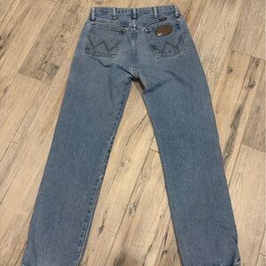29x32 Wrangler Jeans